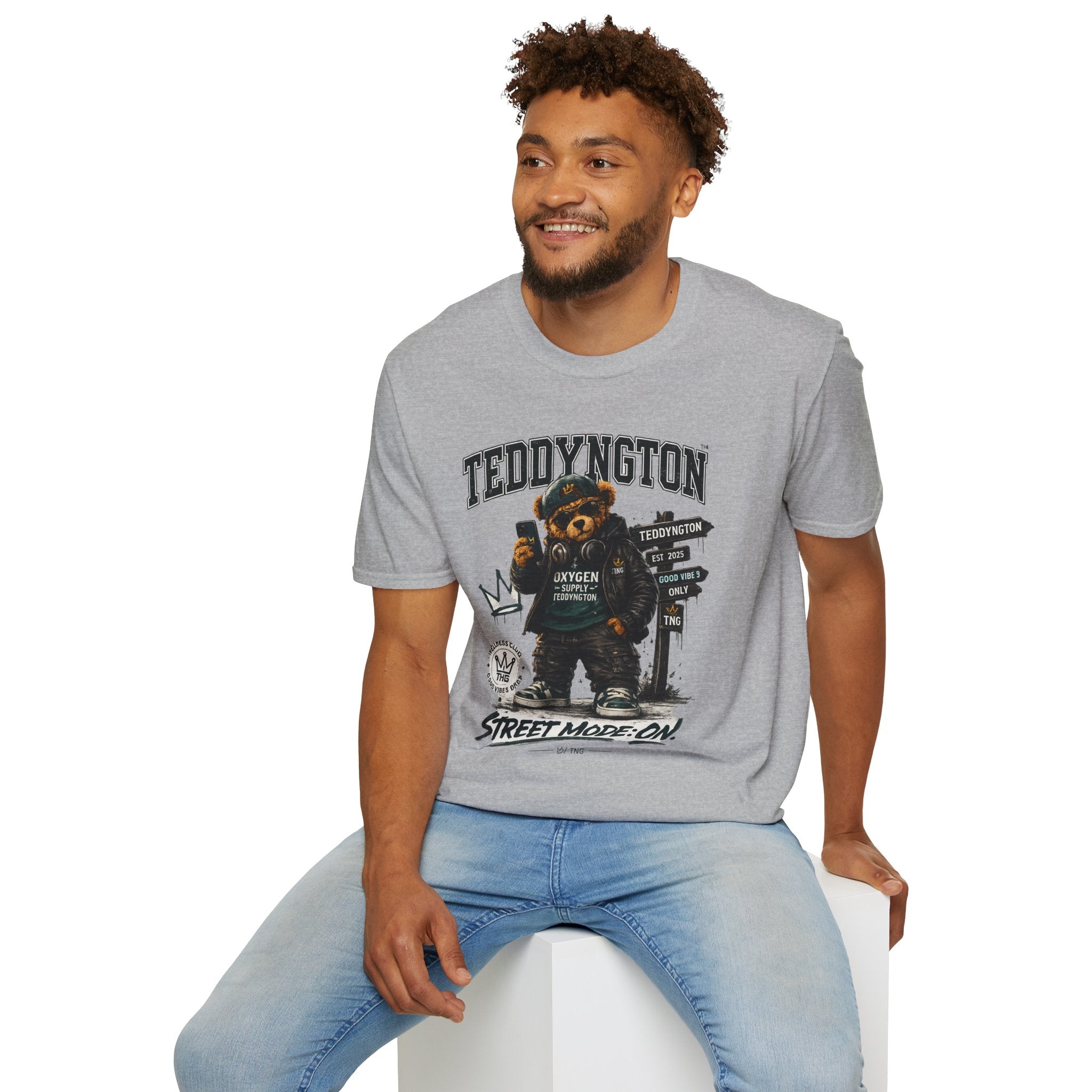 Teddyngton street mode tee