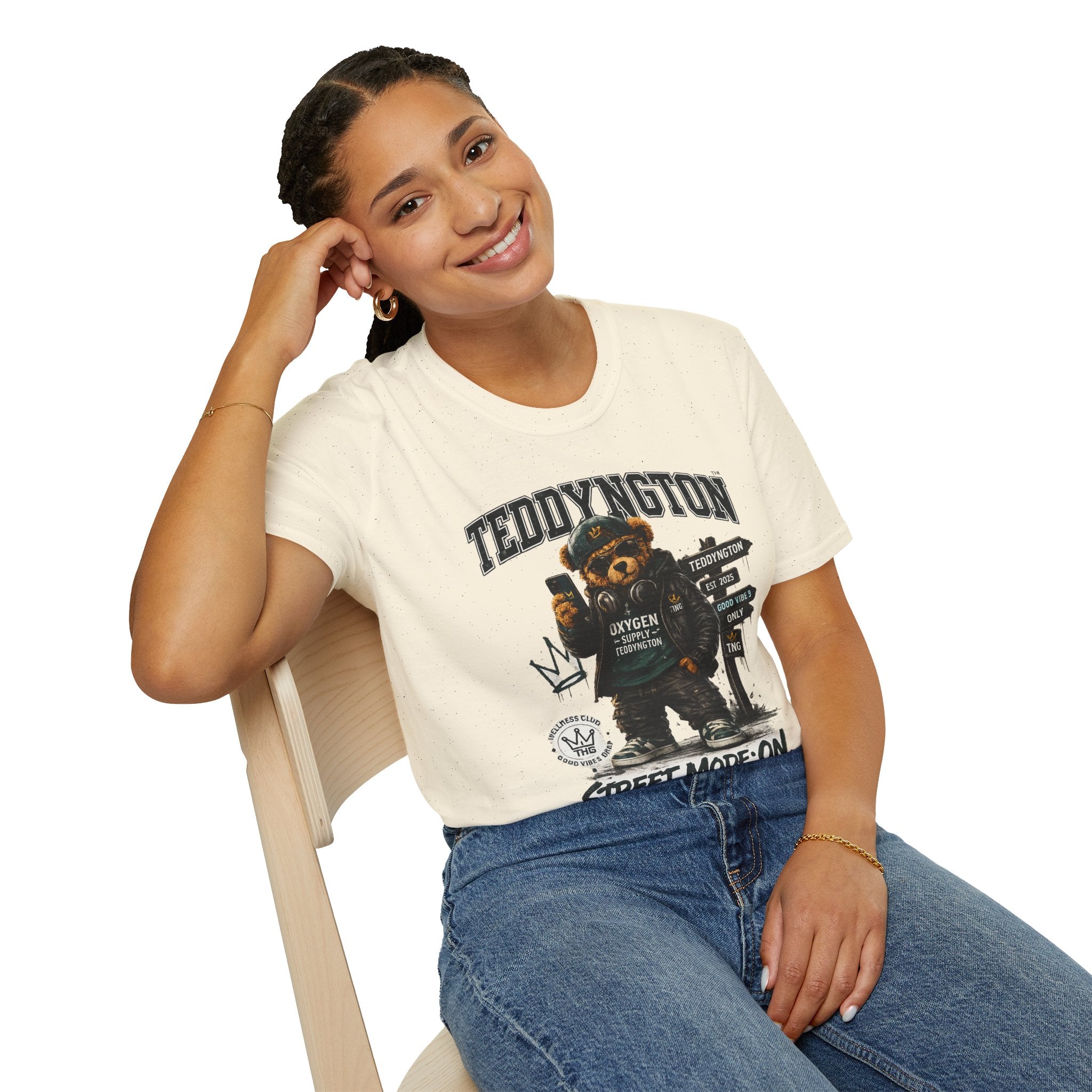 Teddyngton street mode tee