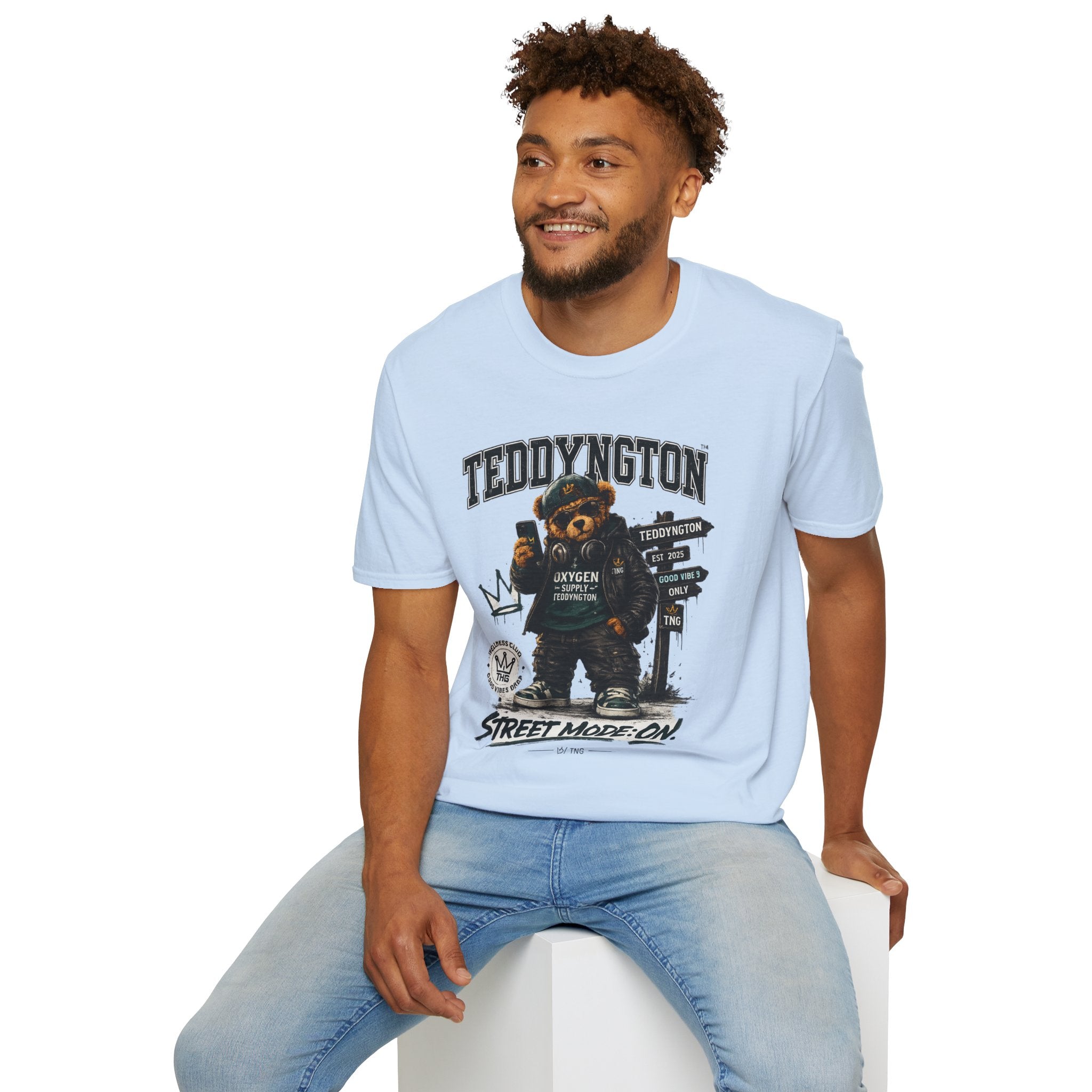 Teddyngton street mode tee