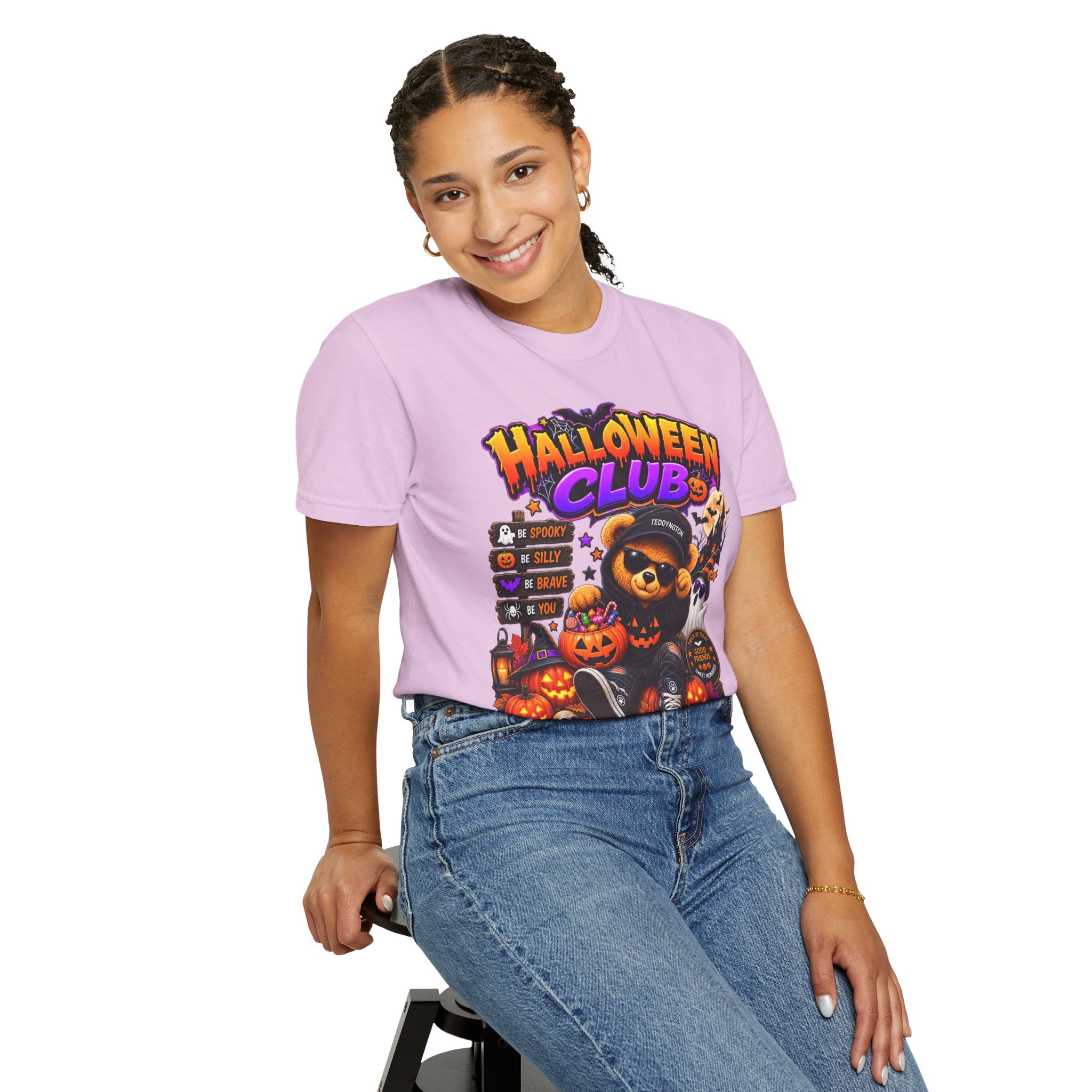 Halloween Club Women’s T-Shirt