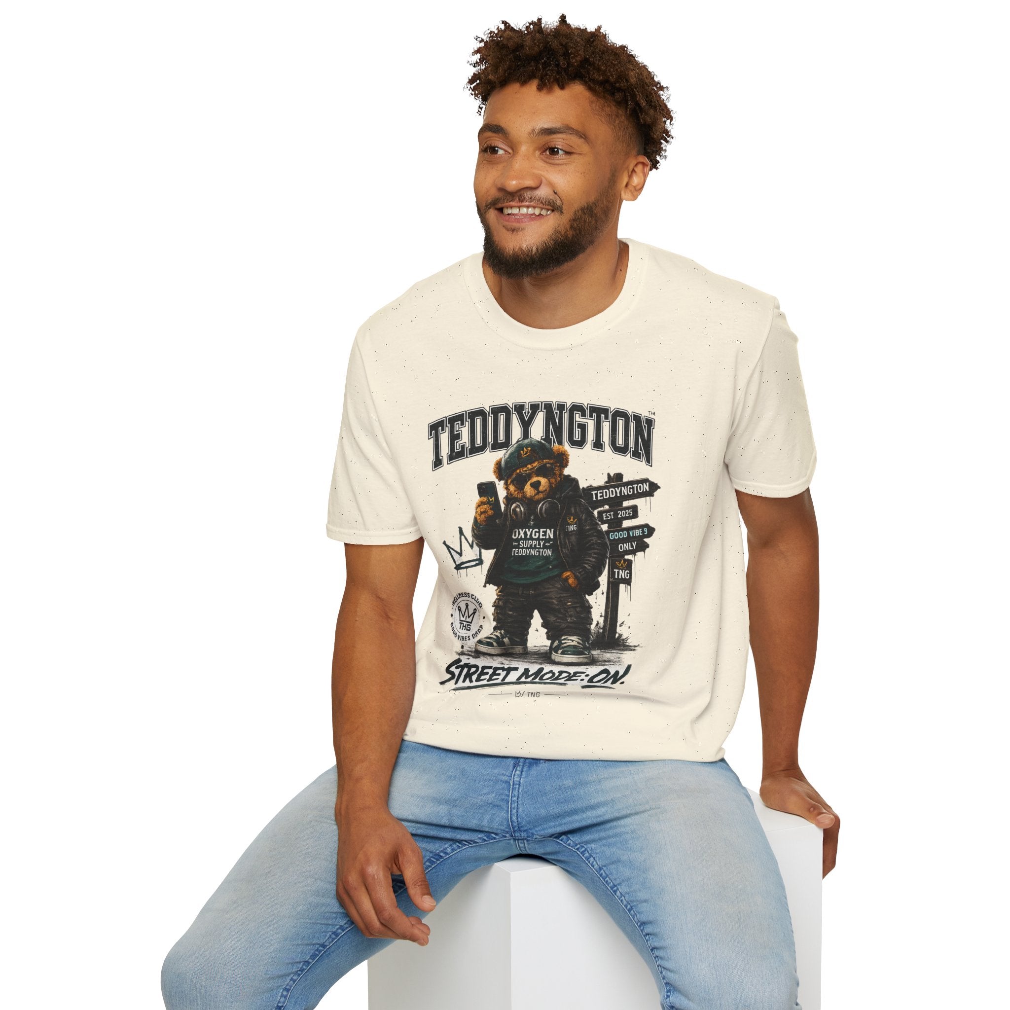 Teddyngton street mode tee